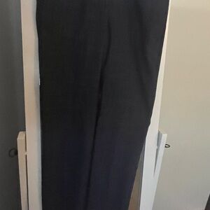 Ann Taylor 00P straight work attire Dress Pants. Navy blue with thin white lines